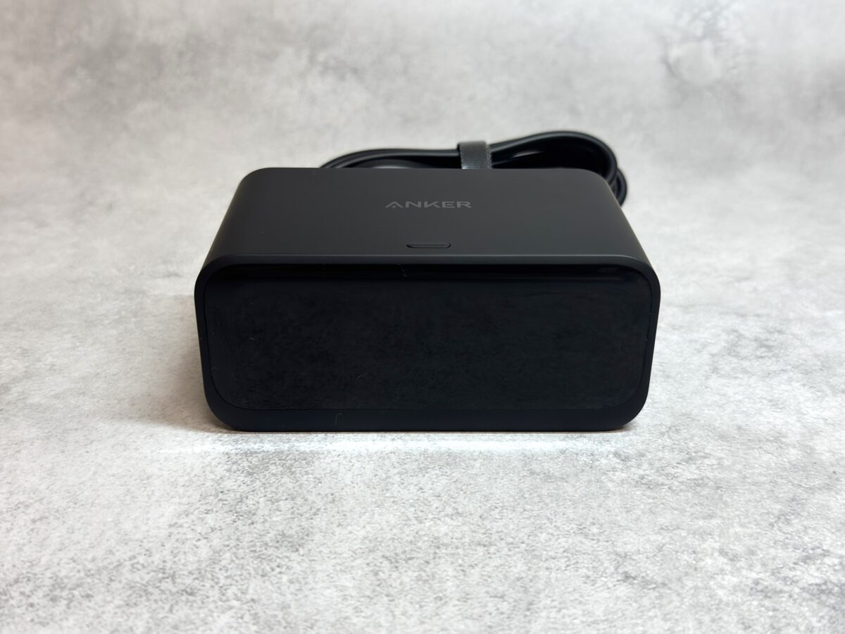 Anker Nano Charging Station本体正面