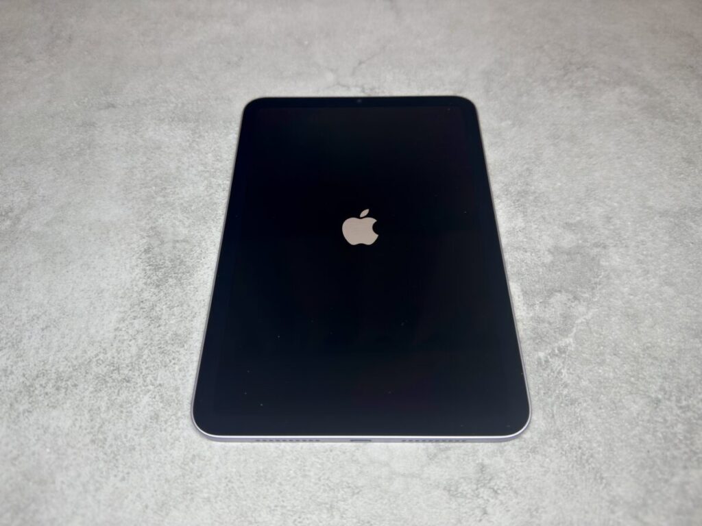iPad miniを起動